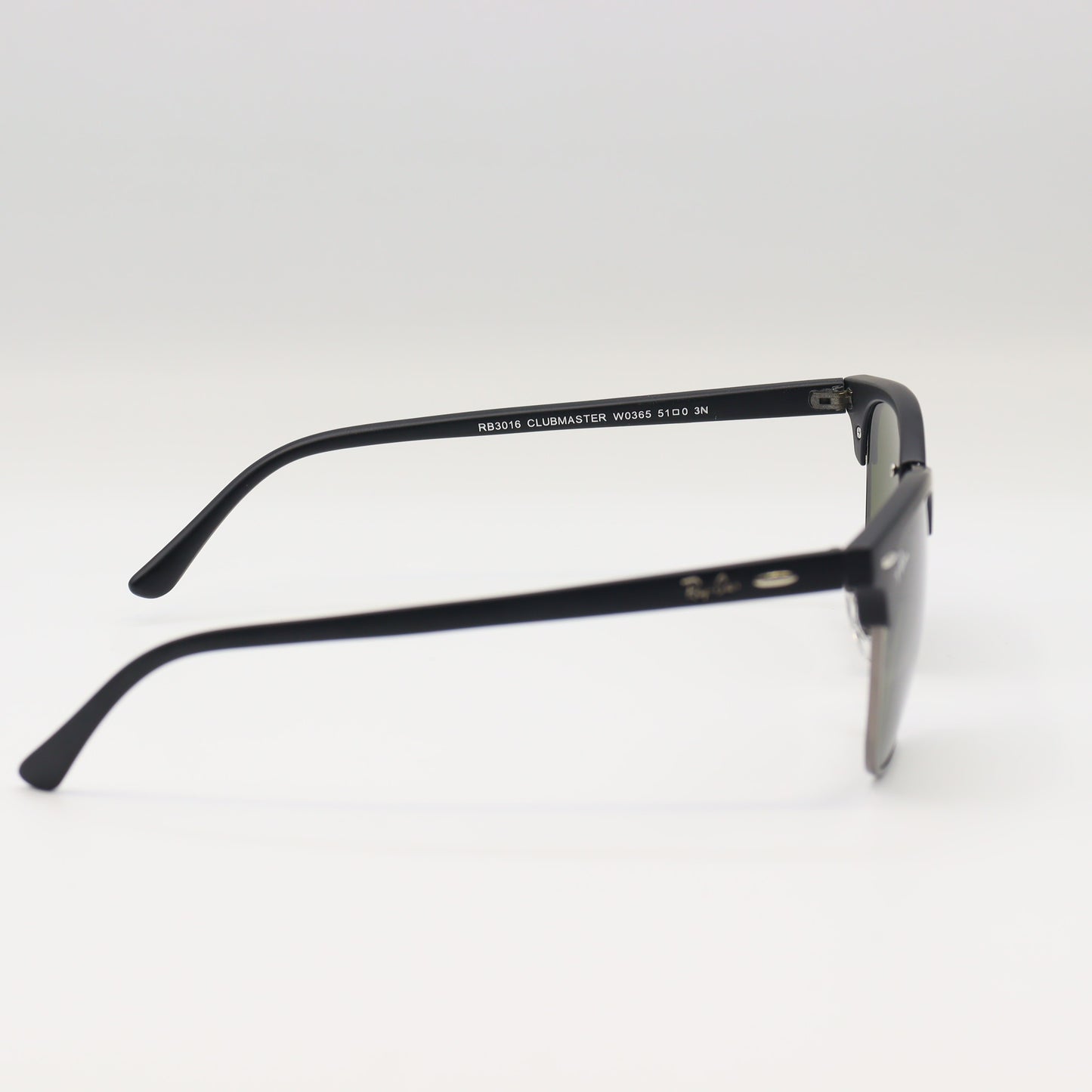 Chashmay Khas RayBan RB3016 Clubmaster sunglasses with black and gold frame, showing front view with tinted lenses.