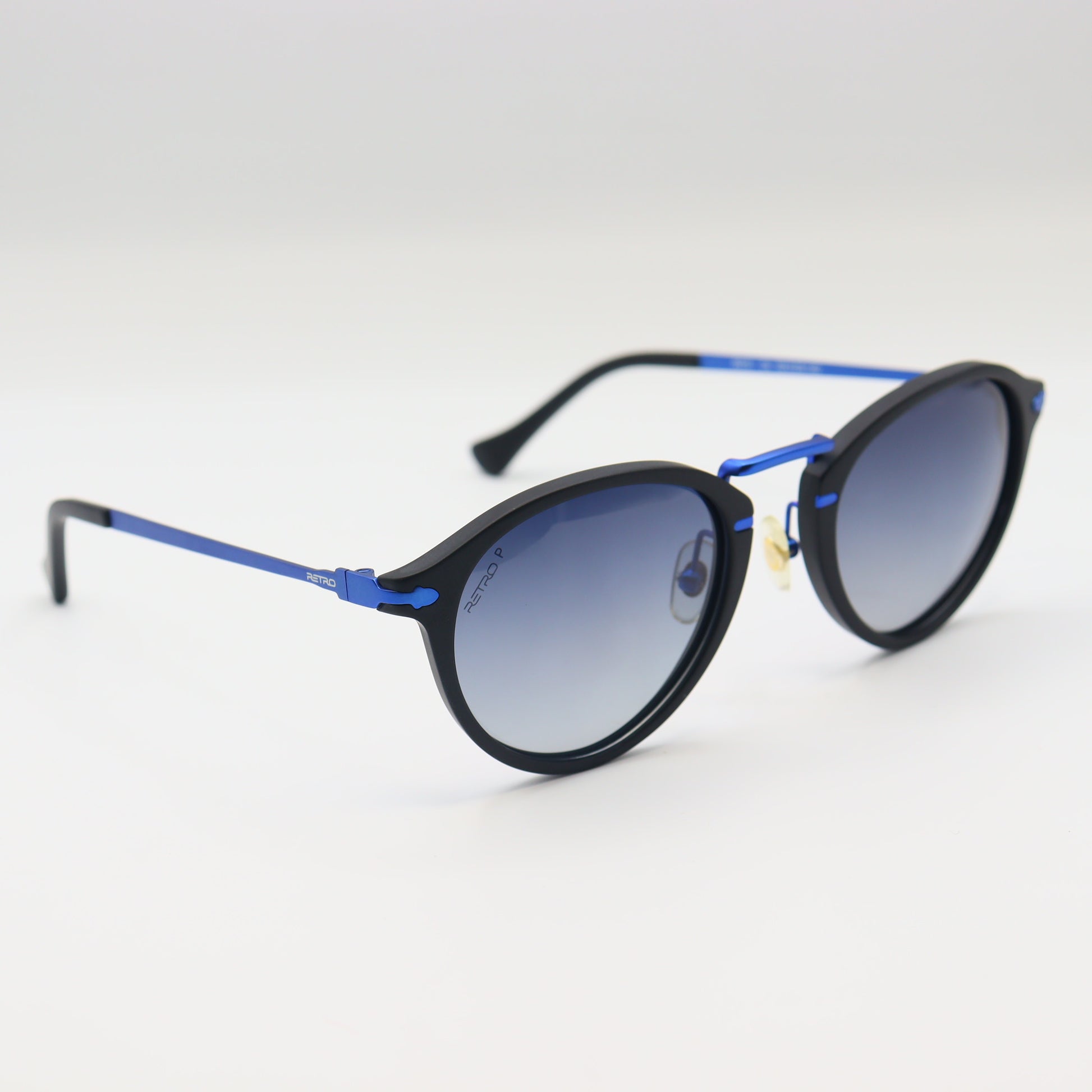 Retro P round sunglasses by CHASHMAY KHAS® with metal bridge, premium design, featuring classic round frames and stylish details.