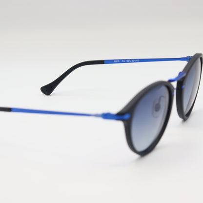 Retro P round sunglasses by CHASHMAY KHAS® with metal bridge, featuring a sleek premium design and classic style.